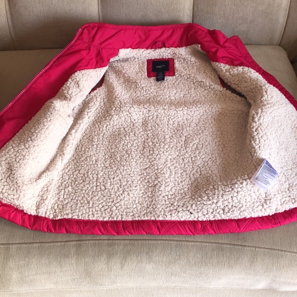 Girls gap kid vest, size 6-7 years - Picture 4 of 4
